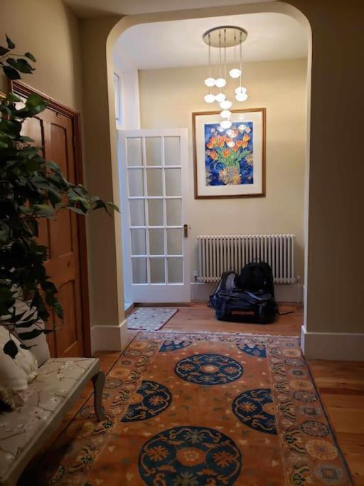 3 Bedroom 3 Bathroom Ground Floor Condo With Veranda 레이게이트 외부 사진